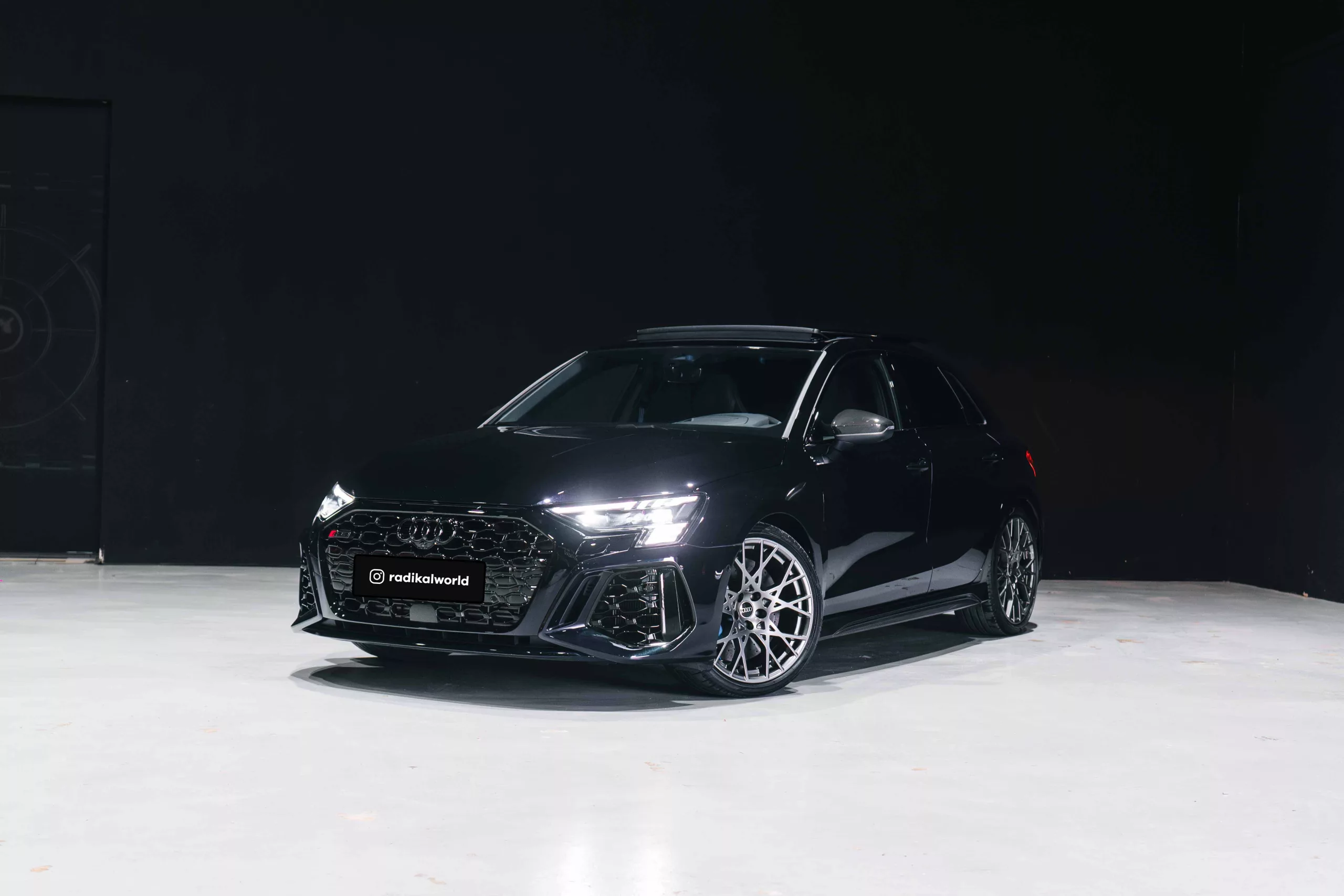 AUDI RS3 PERFORMANCE